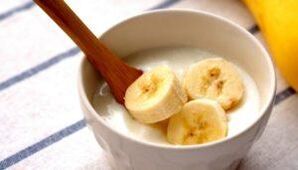 Banana mask for glow and wrinkle-free skin